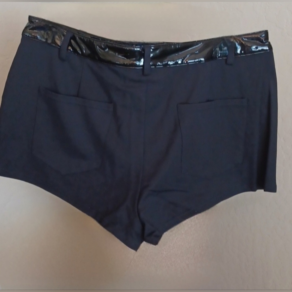Killstar Exxanimate blk vinyl hot pants corset tie front sexy shorts XXL NWT - Picture 12 of 17